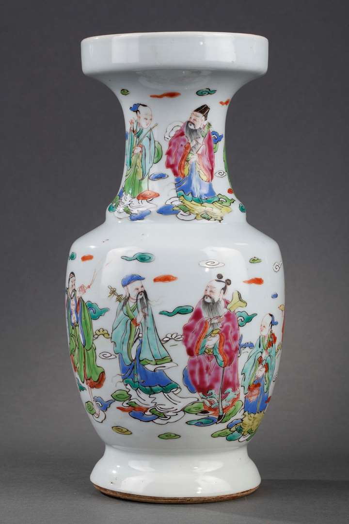 Our next catalogue internet porcelain objects of art will appear early June 2021